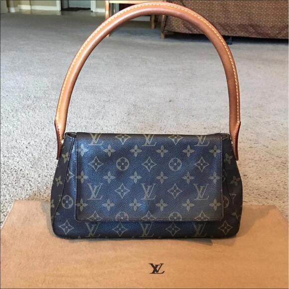 🔥WEEKEND PRICE🔥💯Authentic Louis Vuitton Mini Lp - Picture 1 of 8